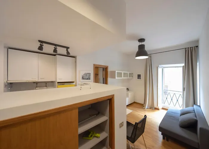 Spanish Steps, Dominic, Strollingrome Apartment